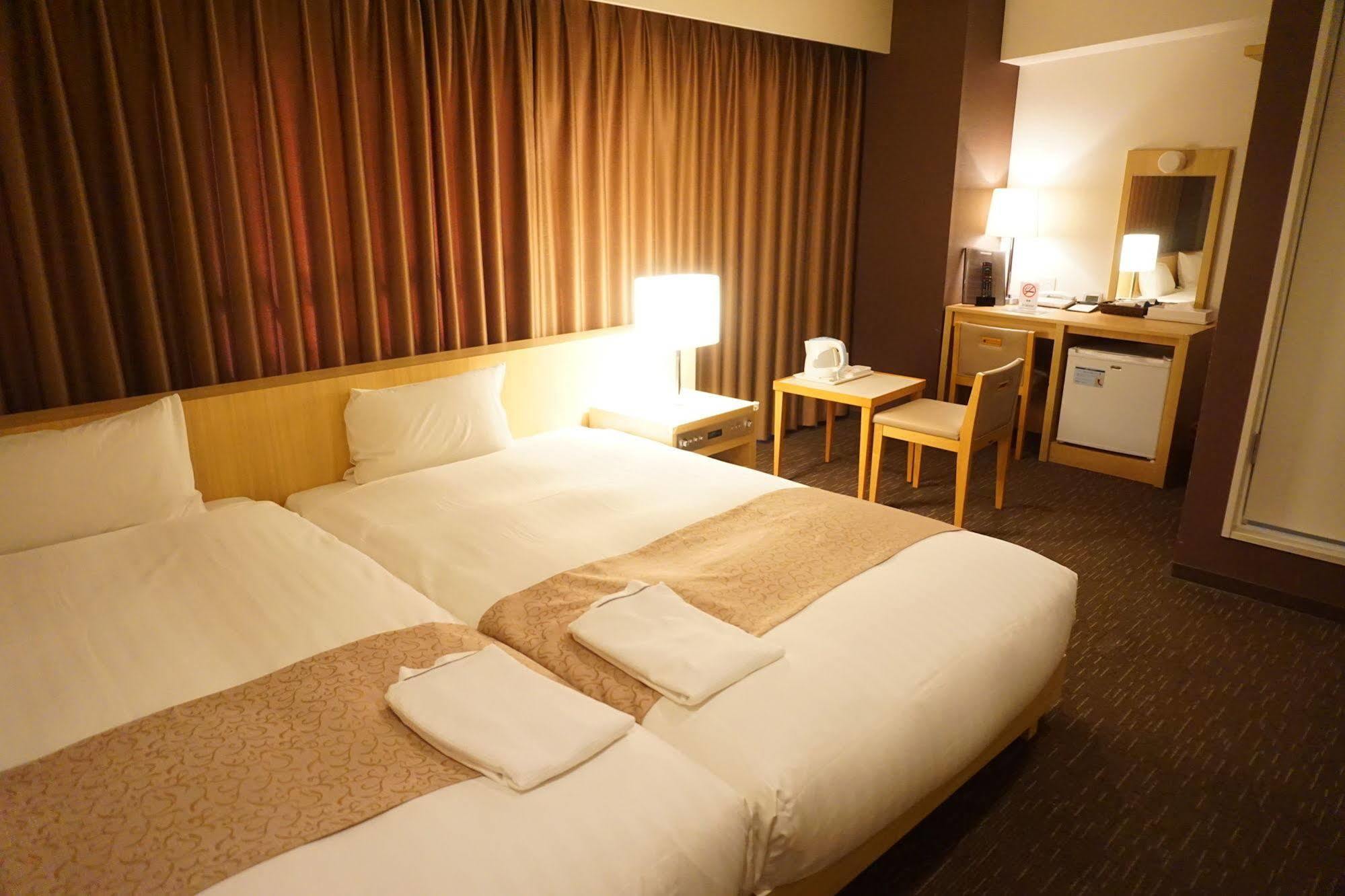 Hotel Sunline Fukuoka Hakata Ekimae Ngoại thất bức ảnh